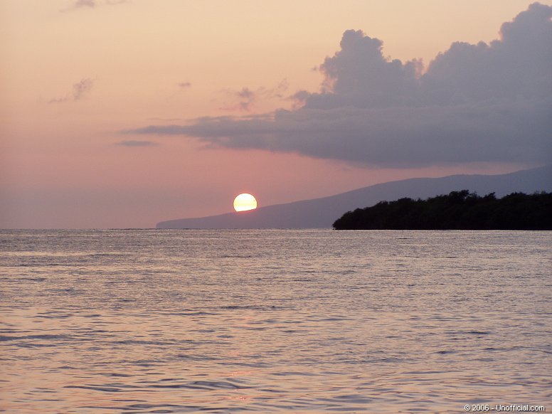 Maui Sunset at Olowalu Beach, Maui, Hawai'i