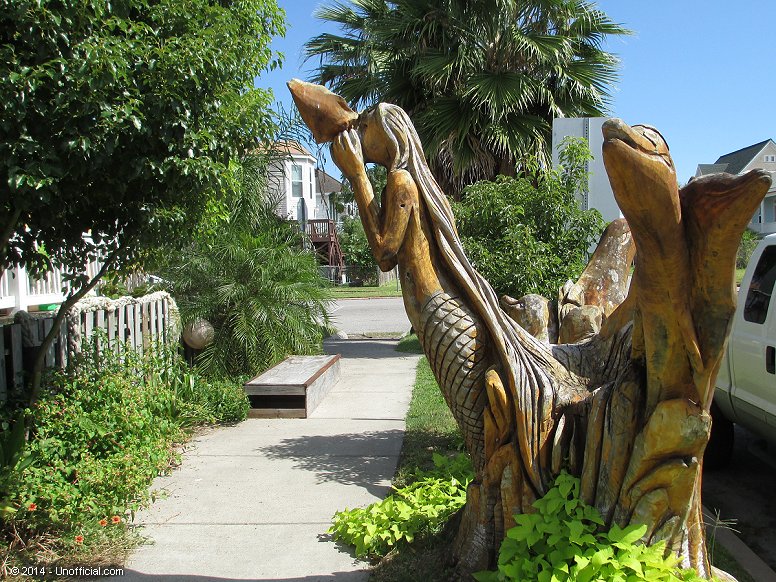 Carved Hurricane-Damaged Tree Trunk, Galveston, Texas