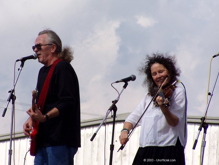 Cleve and Sweet Mary Hattersley of Greezy Wheels at The Hogeye Festival, Elgin, Texas